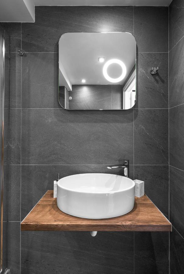 Ultima Suites, Nilie Hospitality Mgmt Salonicco Esterno foto
